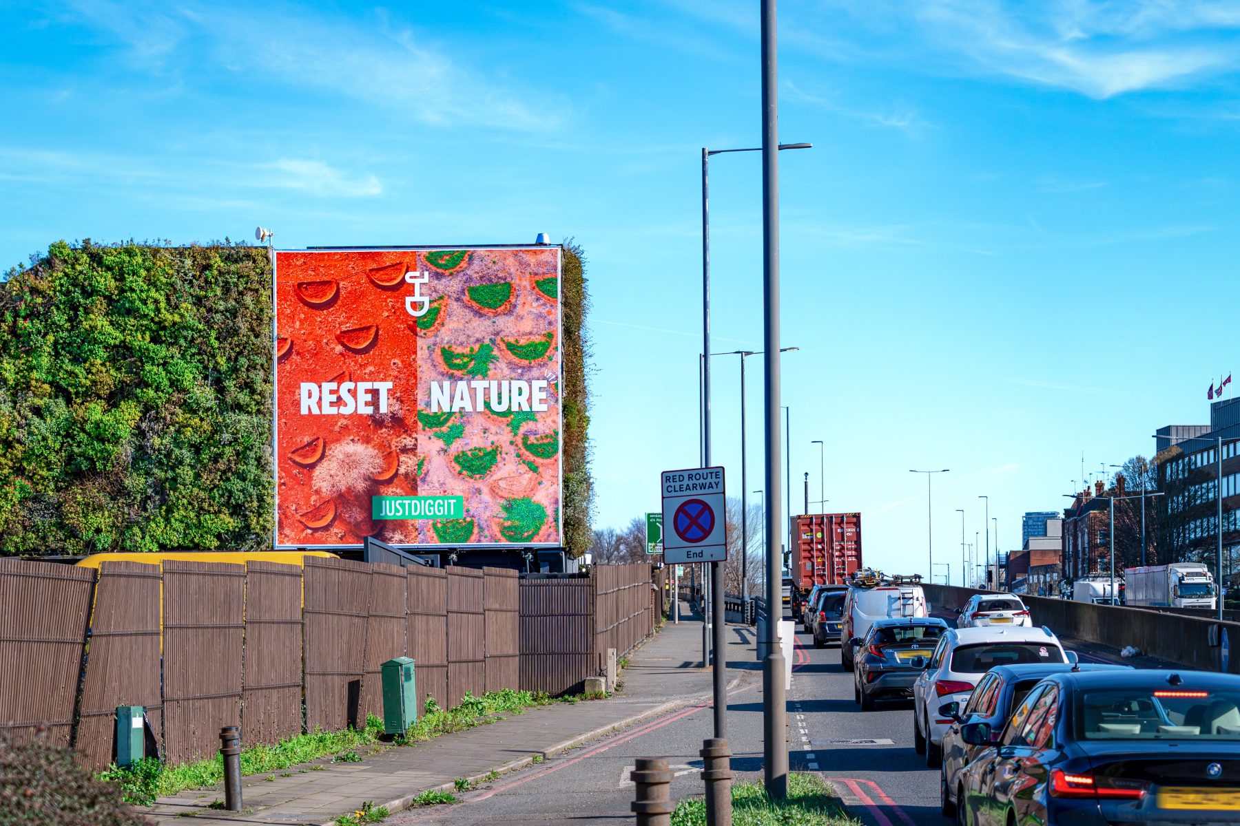 blowUP_A40_Vertical-Garden_DedProd-22.jpg