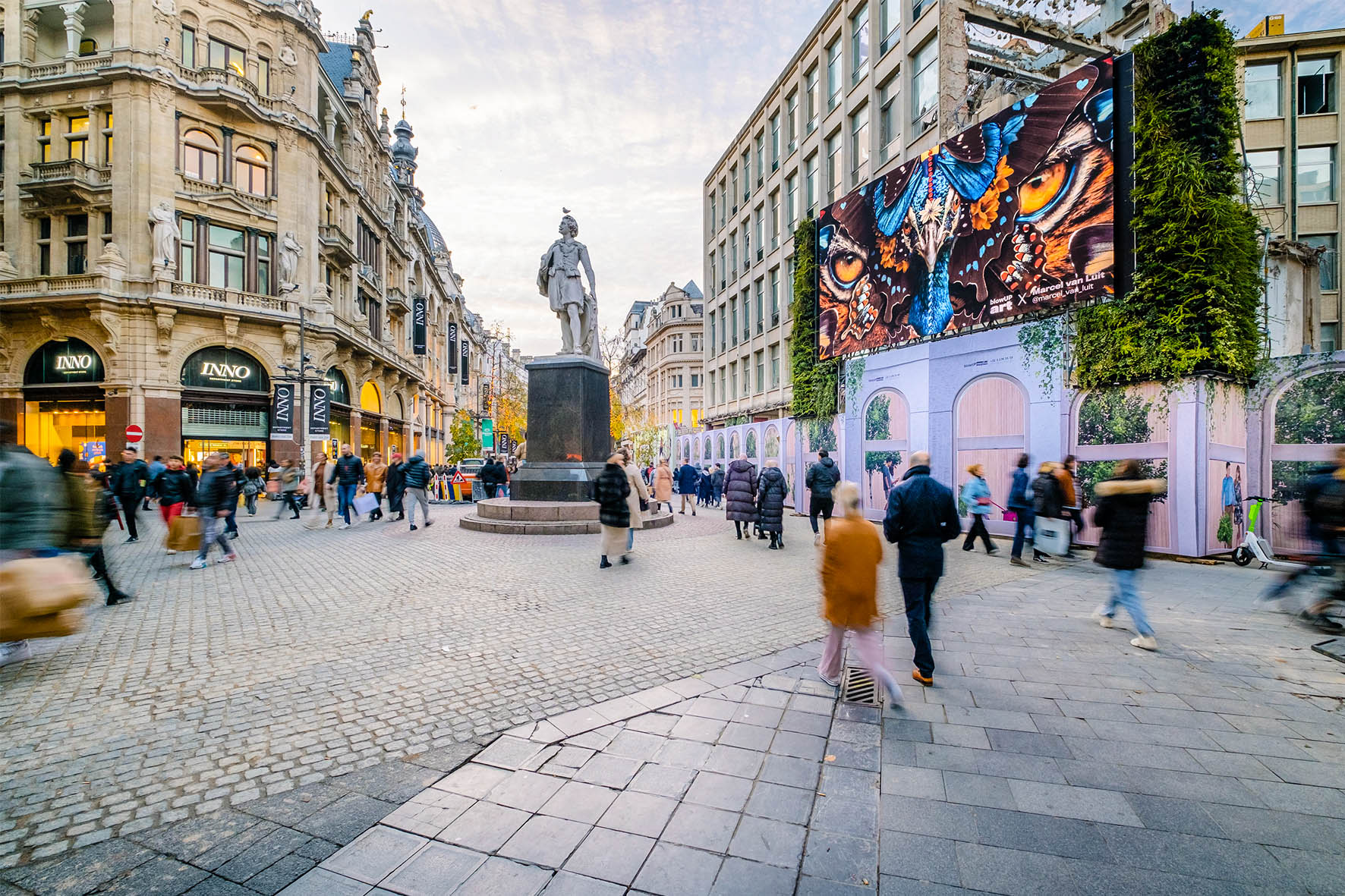 blowup-art-x-marcel-van-luit_antwerp_the-green-meir_v